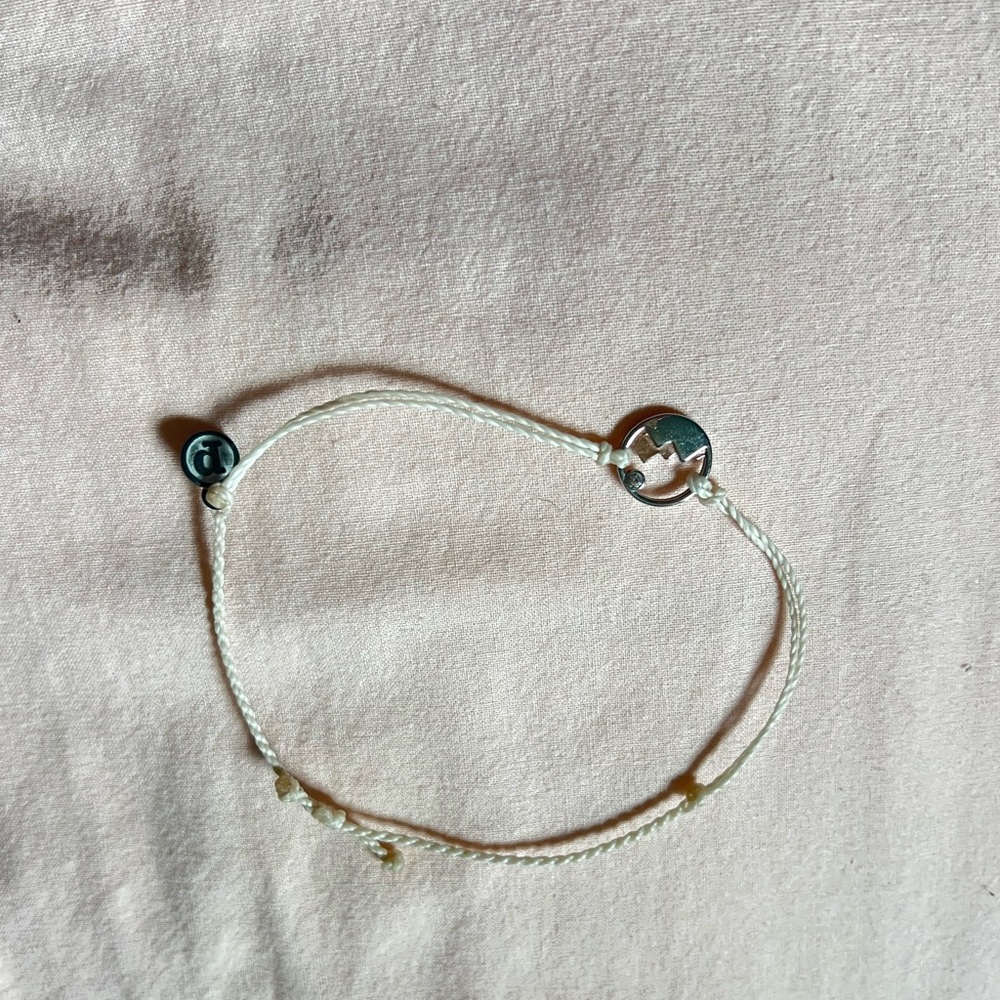 Pura Vida white bracelet.